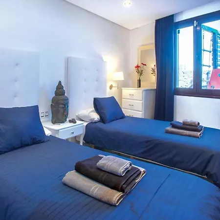 Playa Blanca Sleeps 12 Air Con Wifi Willa *
